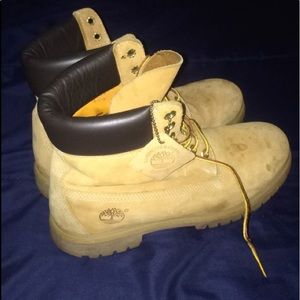 Men's timberland boots 9.5